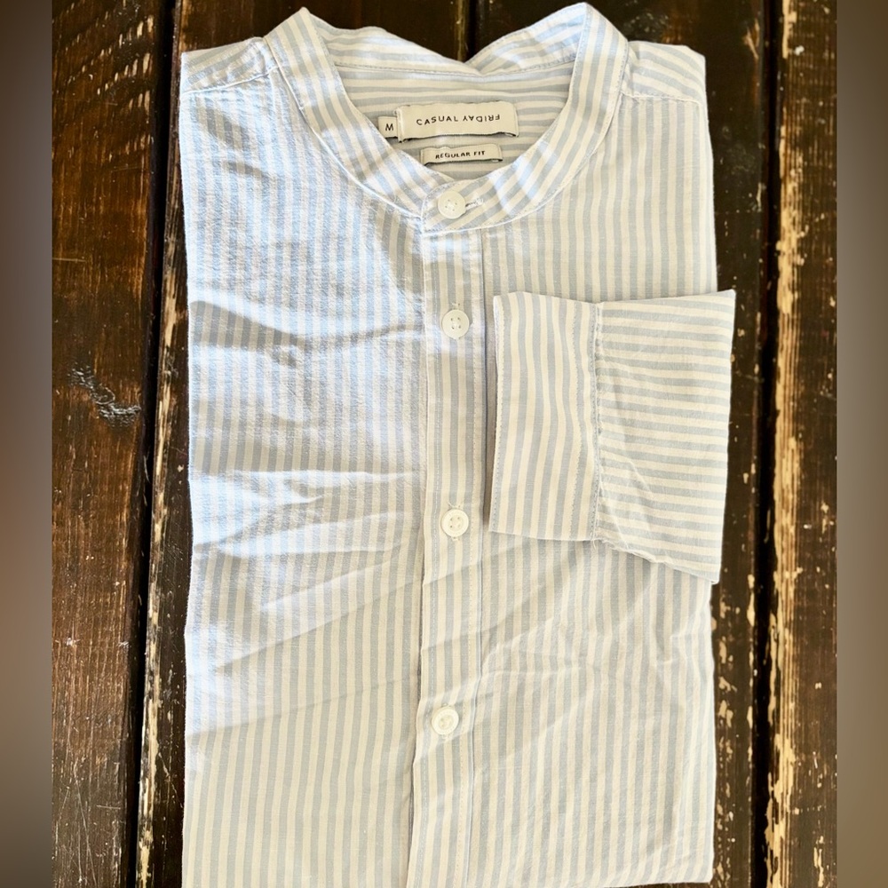 Casual Friday Men's Blue Striped Button Down Shirt with Mandarin collar Medium